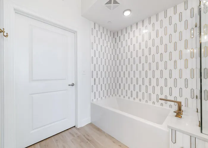 Apartment Phoenix Ii 2103